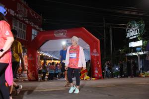 BIB: 3472
                            <button type="button" onclick="openModal(26262721)" class="btn btn-primary btn-sm float-right btn-popup" data-toggle="modal" data-target=".modal-high-quality">
                        <i class="fas fa-shopping-cart"></i> Add to Cart
                    </button>
                                            <button type="button" onclick="isThisMe(26262721, true)" class="btn btn-success btn-sm float-right btn-popup btn-isme hidden" data-toggle="tooltip" data-placement="bottom" title="นี่คือรูปของคุณใช่ไหม คลิกที่นี่เพื่อเอาเข้าอัลบั้ม">
                        <i class="fas fa-plus"></i> Add to album
                    </button>
                    <button type="button" onclick="isThisMe(26262721, false)" class="btn btn-warning btn-sm float-right btn-popup btn-isnotme hidden">
                        <i class="fas fa-ban"></i> Remove from album
                    </button>